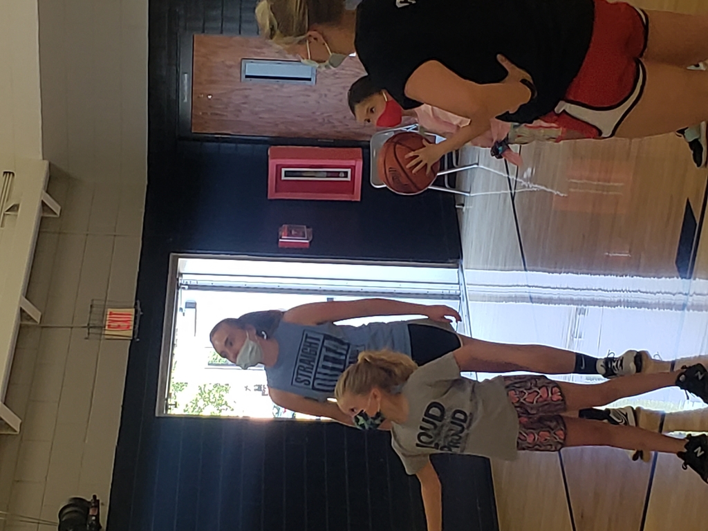 High School Lady Raiders passing on knowledge to the future
